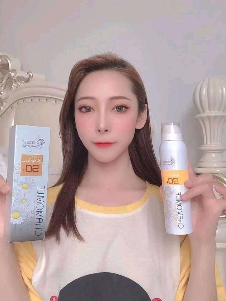 CHAMOMILE Whitening Spray Sunscreen with SPF 50+