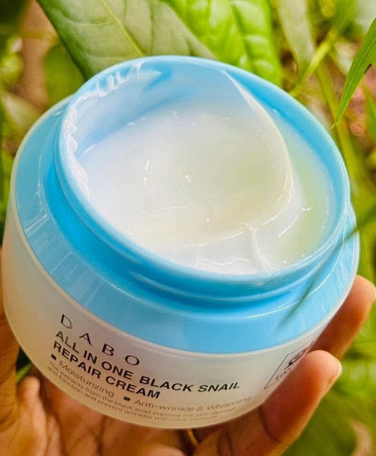 𝐃𝐚𝐛𝐨 𝐀𝐥𝐥 𝐈𝐧 𝐎𝐧𝐞 𝐁𝐥𝐚𝐜𝐤 𝐒𝐧𝐚𝐢𝐥 𝐂𝐫𝐞𝐚𝐦
100ml