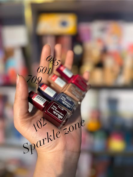 Miss & Mrs nail polish