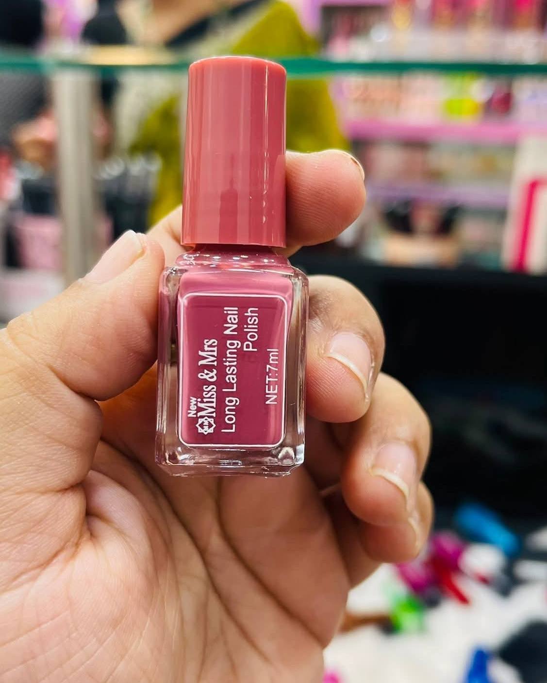 Miss & Mrs nail polish