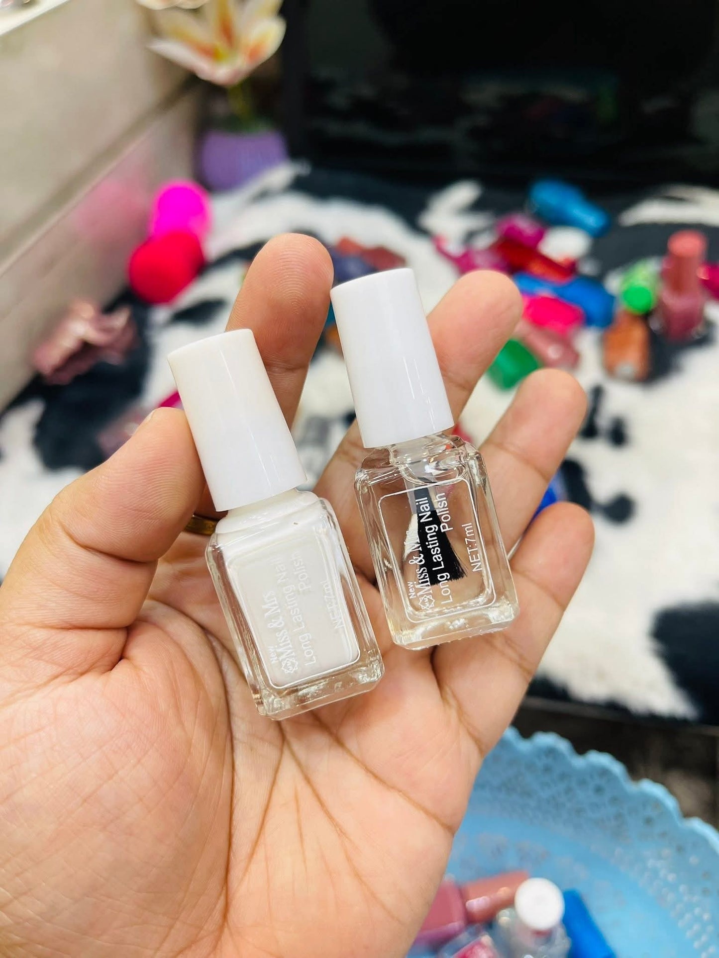 Miss & Mrs nail polish