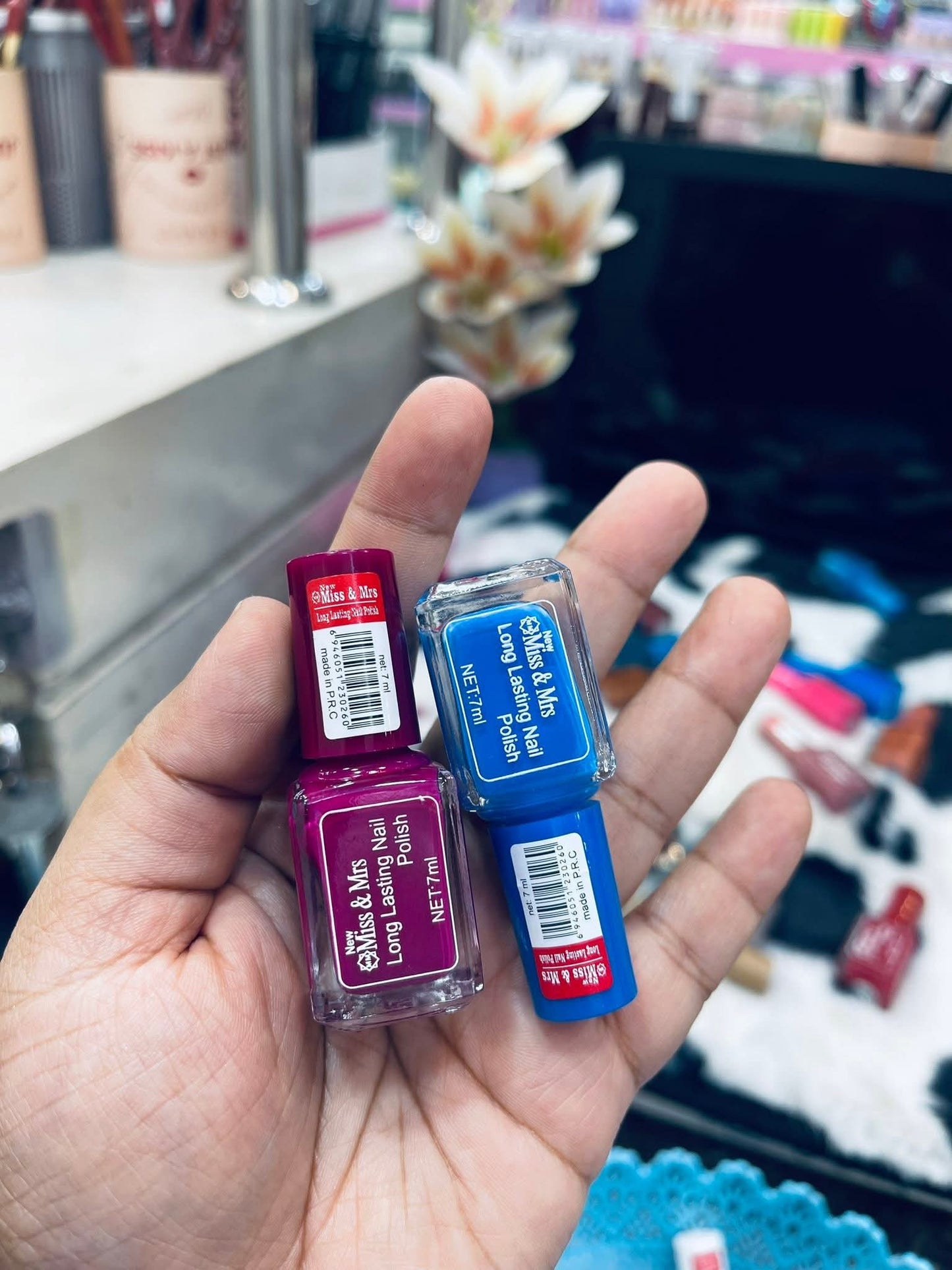 Miss & Mrs nail polish