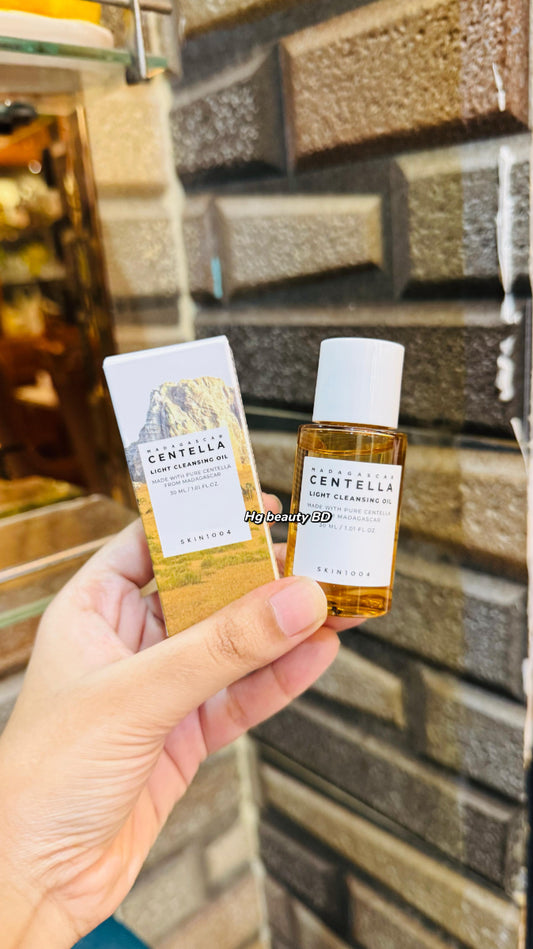 SKIN1004 Madagascar Centella Light Cleansing Oil Size: 30ml