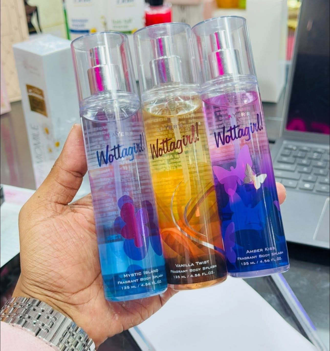 𝙇𝙖𝙮𝙚𝙧’𝙧 𝙒𝙤𝙩𝙩𝙖𝙜𝙞𝙧𝙡 𝘽𝙤𝙙𝙮 𝙈𝙞𝙨𝙩 💖