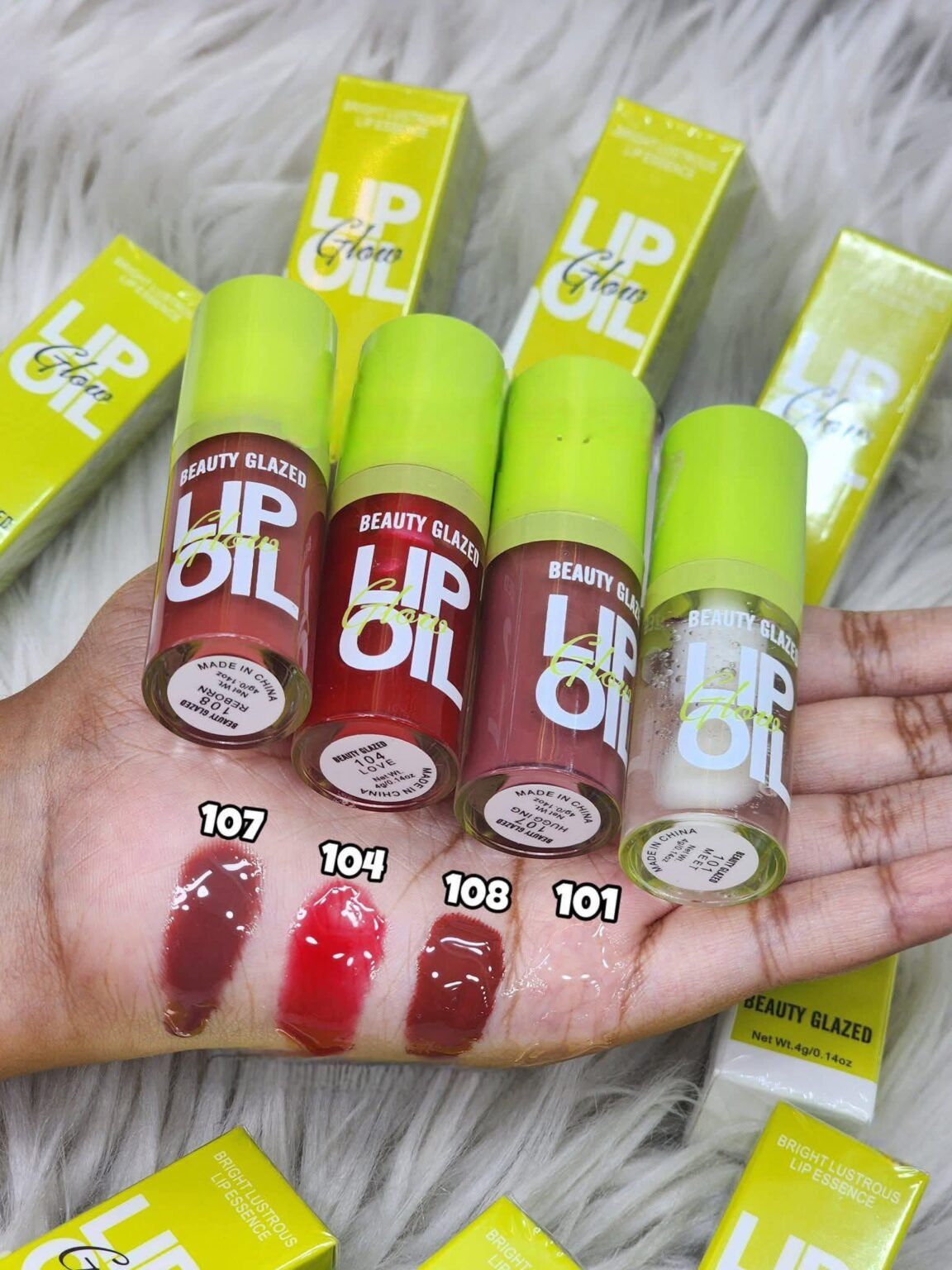 𝗕𝗘𝗔𝗨𝗧𝗬 𝗚𝗟𝗔𝗭𝗘𝗗  𝗟𝗶𝗽 𝗢𝗶𝗹